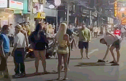 Ледибои на Пхукете избили оскорбившего их иностранного туриста