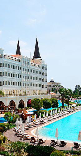 В Titanic Mardan Palace сообщили, ждать ли скидок в этом сезоне