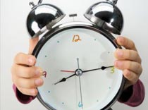 Традициям – время, а визам – час