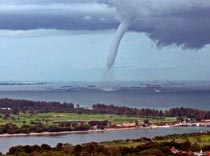 Тайфун мимо Хайнаня