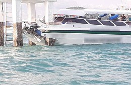 Скоростной катер с российскими туристами влетел в вышку у побережья Пхукета