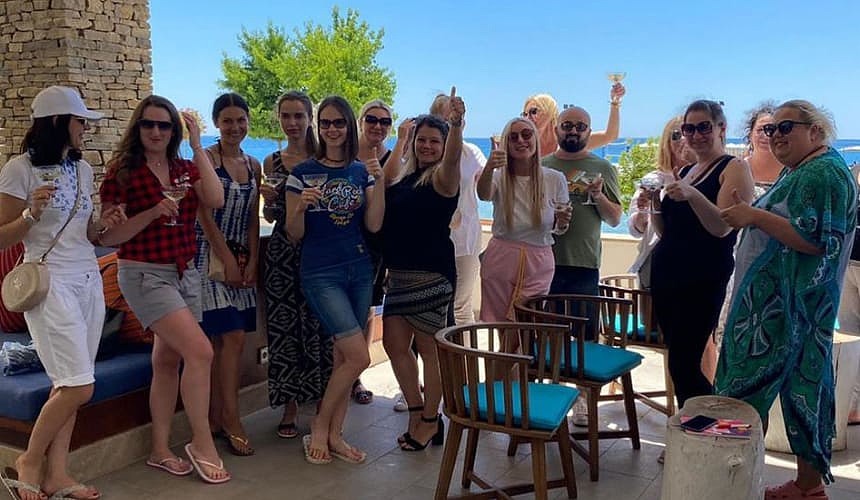 «Счастью нет предела» – в Турцию прилетели белорусы. И немного россиян