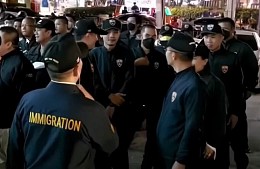 Полиция Паттайи устроила рейды по клубам в поисках иностранцев, нарушающих визовый режим