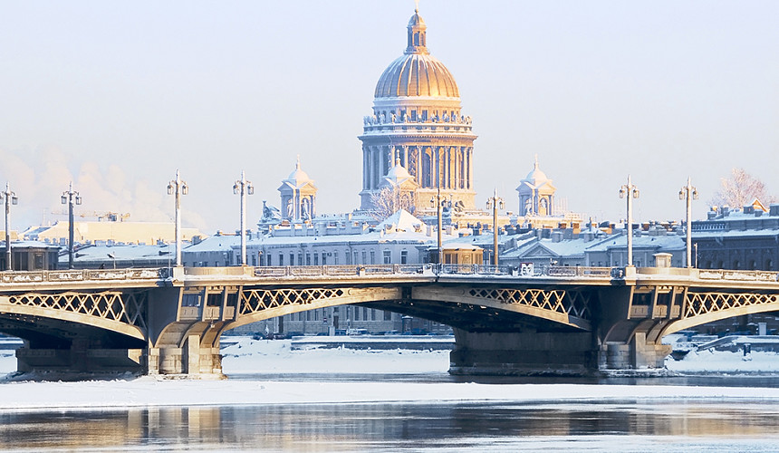 Туристы в Москве и Питере чаще заходят греться в кафе и музеи