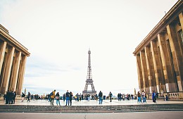 Франция заметно сократила сроки виз российским туристам