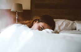 Многие туристы хотят, чтобы уборку в гостиничном номере делали только по их просьбе