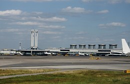 Сломавший ногу в Пулково турист отсудил у аэропорта 400 тысяч рублей