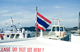 «Они отбирают у нас хлеб»: жители Пхукета жалуются на конкурентов из России