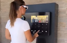 Автоматы в Дубае с элитными духами напомнили туристам о советском прошлом