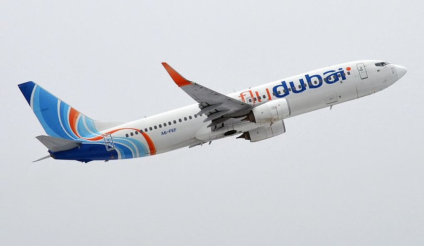 Боинг flydubai в Пулково чинили двое суток