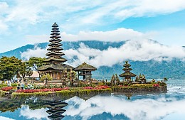 Губернатор Бали предложил ввести квоты на въезд иностранцев