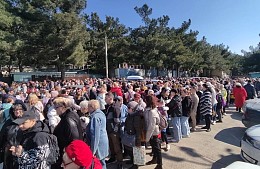Празднование 8 Марта обернулось столпотворением в Сочи и Геленджике