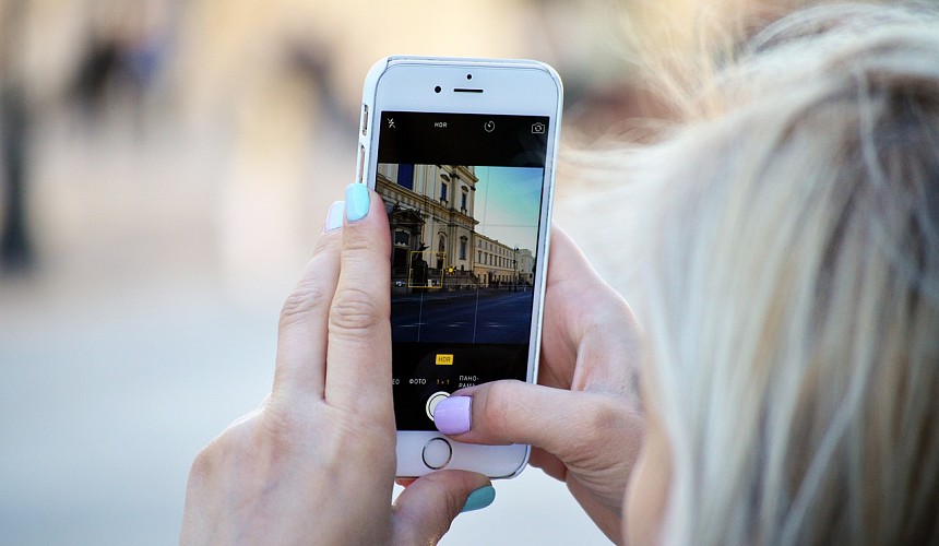 Туристы спорят, полезен «цифровой паспорт» или опасен