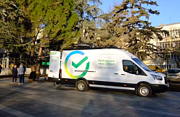 Первый мобильный офис Сбера в Крыму заработал в микроавтобусе