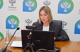 СМИ: чиновница обвинила бортпроводницу «России» в хамстве