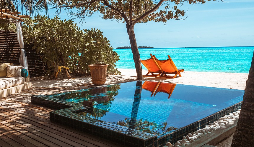 Перелет из Москвы на Мальдивы иногда стоит дешевле, чем в Таиланд