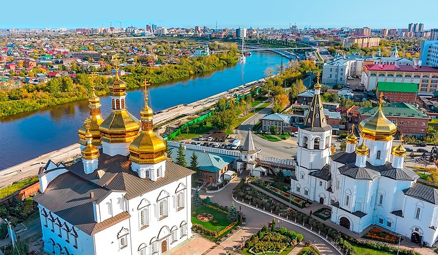 «Всё, кроме музеев, уже работает»: руководство Тюменской области рассказало о готовности к приему туристов