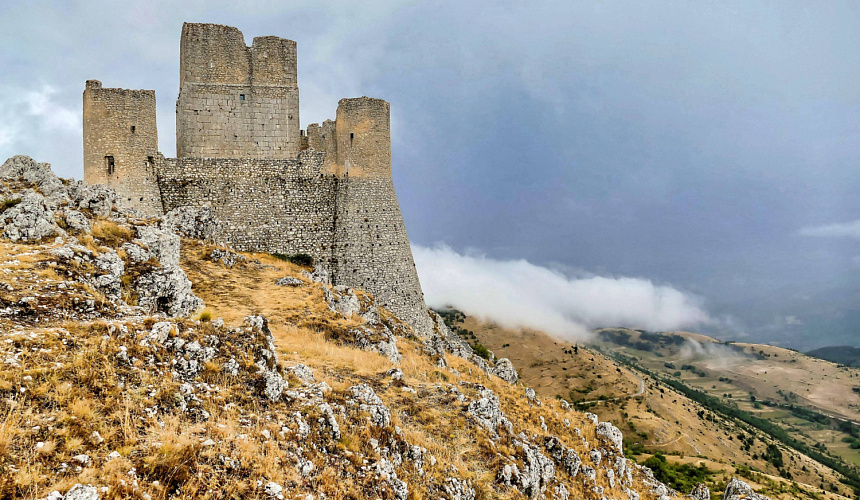В Дагестан на майские праздники полетит больше рейсов из Москвы