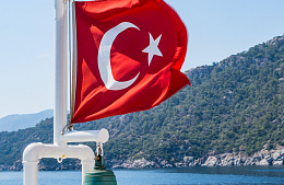 Консульство РФ в Анталье купило билеты детям, чтобы они вернулись домой из Турции