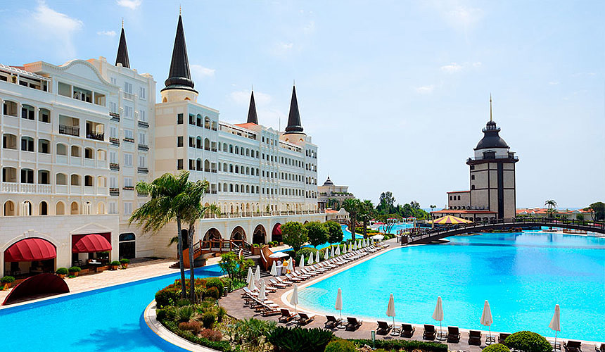 В Titanic Mardan Palace сообщили, ждать ли скидок в этом сезоне