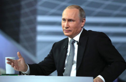 Путин подписал указ о повышении порога долга для запрета выезда за границу