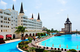 В Titanic Mardan Palace сообщили, ждать ли скидок в этом сезоне