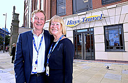 Конкурент Thomas Cook купит его офисы