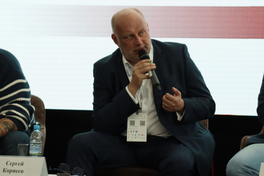 IMG_2012-2.jpg IMG_2012-2.jpg