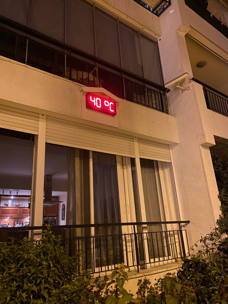 08.07-012.jpg 08.07-012.jpg