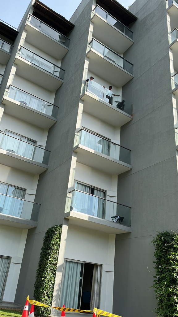 0321_шри-ланка вставка стекла.jpg 0321_шри-ланка вставка стекла.jpg